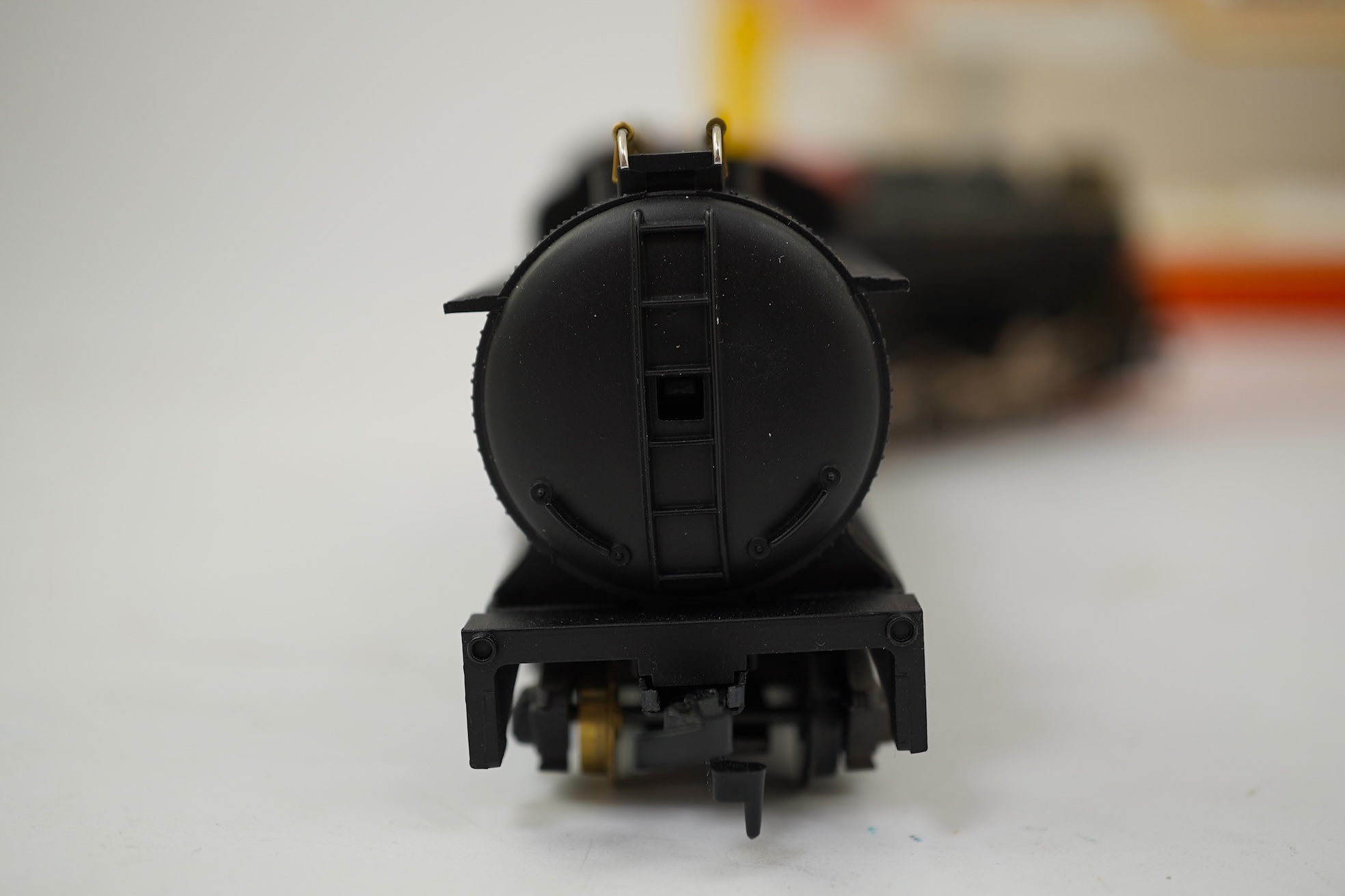 Two boxed HO gauge Union Pacific locomotives; a Proto 2000 Heritage Steam Collection USRA, 4609, 0-6-0 locomotive with bogie tender, together with a Mantua Consolidation, 396, 2-8-0 locomotive with bogie tender, both pow